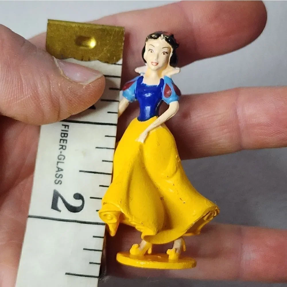 Disney Micro Miniature Snow White